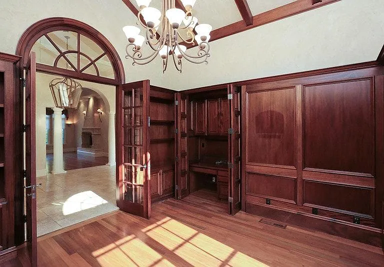 Formal Office
