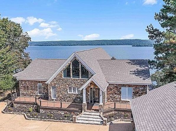 1197 Sandpiper Point
