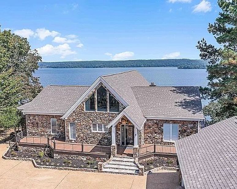 1197 Sandpiper Point - Property Image