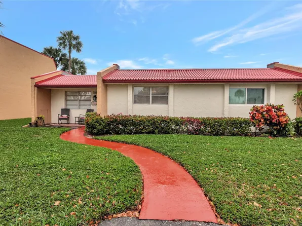120 Lake Anne Drive #120, West Palm Beach, FL 33411