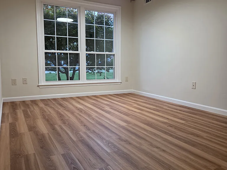 799 Sassafras Ct — Photo 4