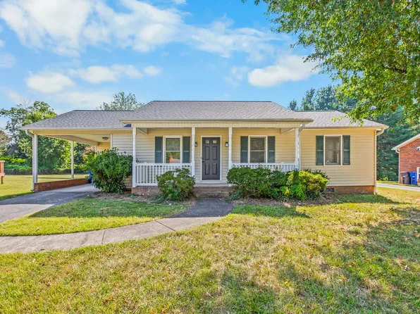 1213 Bucklebury Ct, Winston Salem, NC 27103