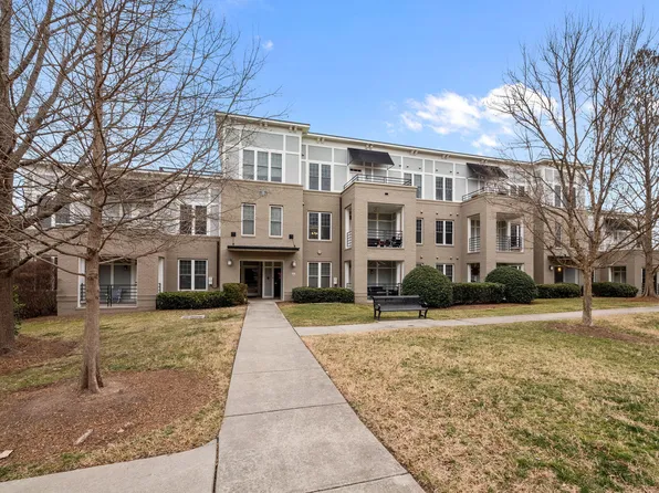 501 Finsbury St APT 202, Durham, NC 27703