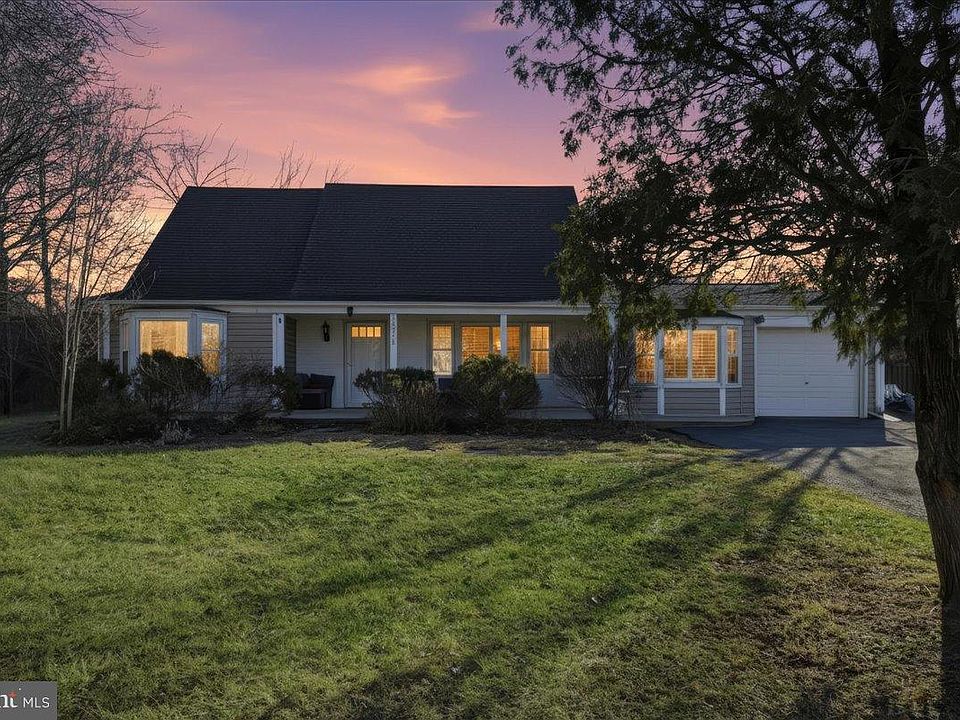 1st image of 13315 Pennypacker Ln