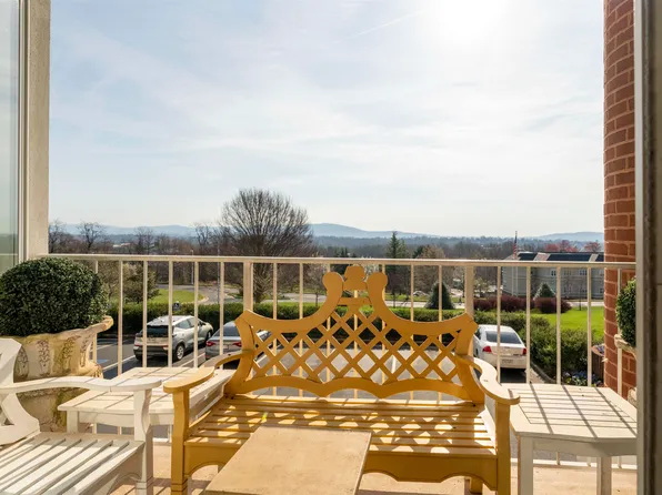 500 Crestwood Dr Unit 1208, Charlottesville, VA 22903