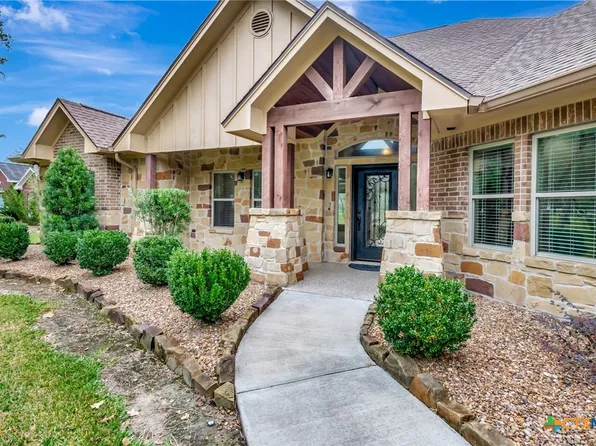 249 Post Oak Bnd, Inez, TX 77968