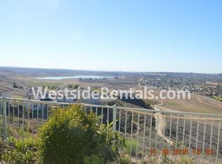 10262 Valley Waters Dr, Spring Valley, CA 91978