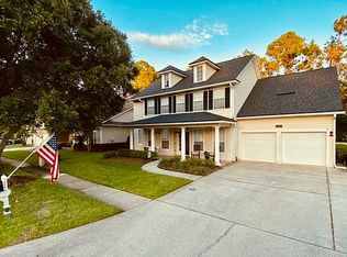 1611 Hawks Nest Dr, Fleming Island, FL 32003