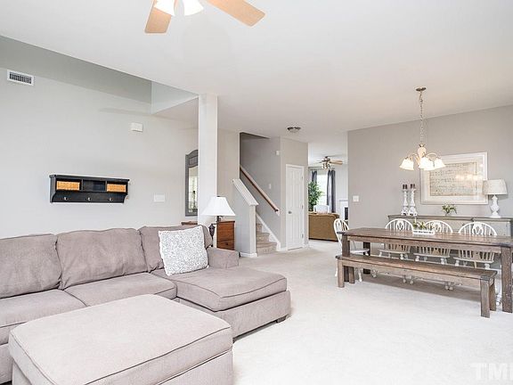3rd image of 5643 Slaytenbush Ln