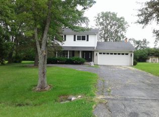 2208 Shannondale Dr, Libertyville, IL 60048