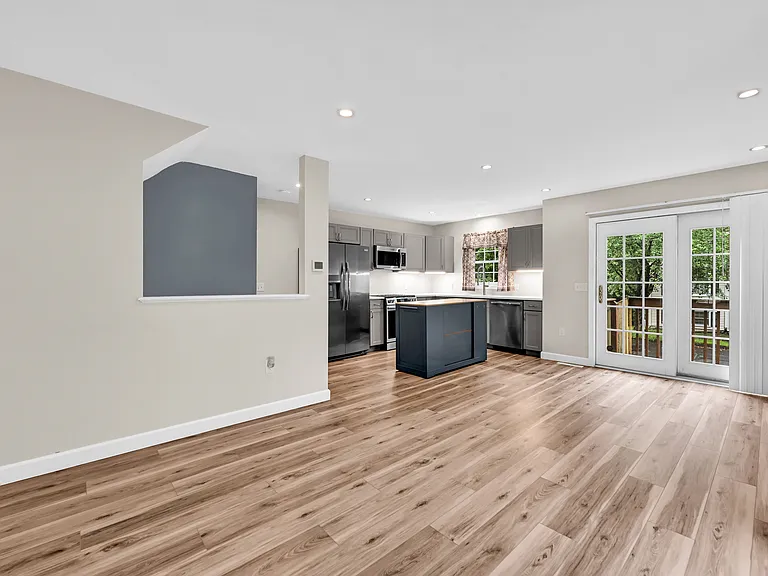 17 Cinnamon Cir — Photo 3