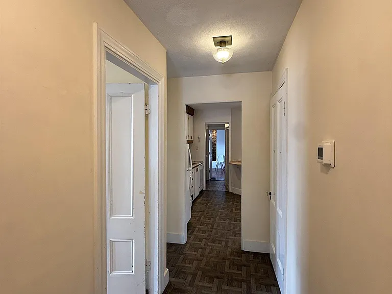 24 Warren Ave — Photo 7