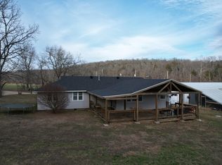 24 County Road 947, Squires, MO 65755