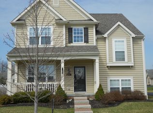 739 Paddlecreek Dr, Westerville, OH 43082