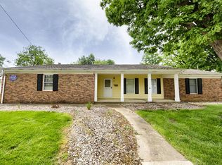 214 Polk Ave, Charleston, IL 61920