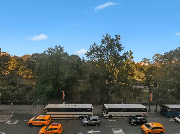 150 Central Park South image 8 of 10