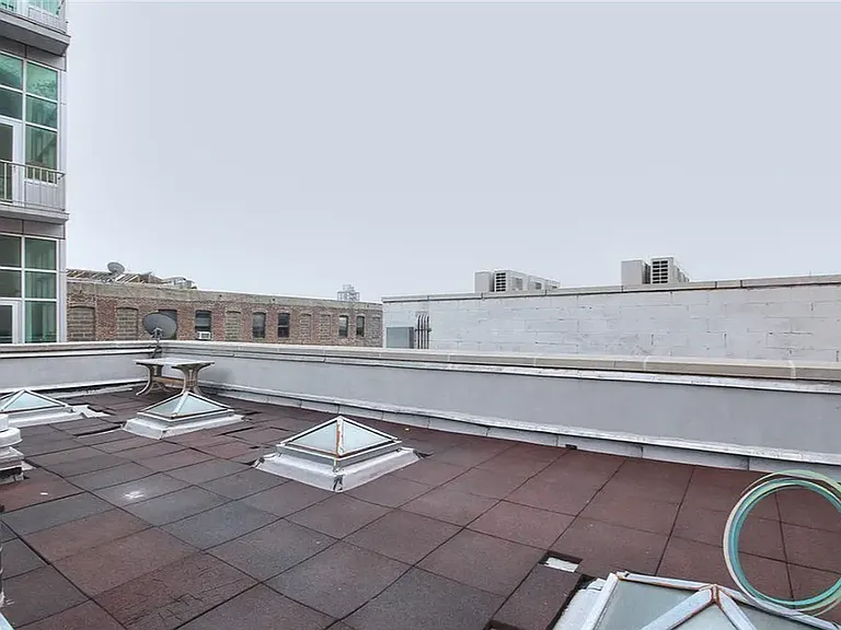 471 Keap St #1R — Photo 18
