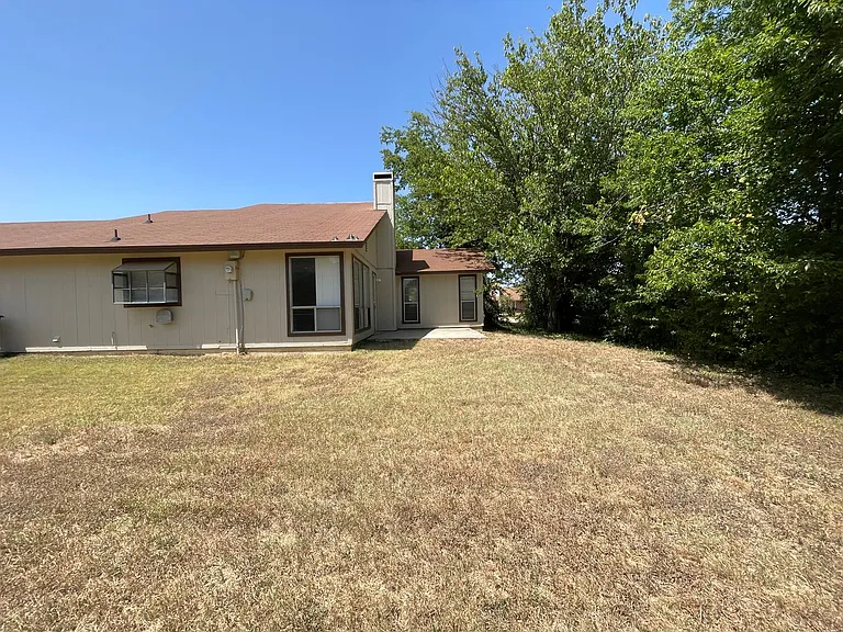 4502 Whitmire Ln — Photo 21
