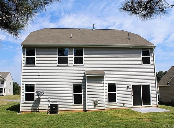 2nd image of 121 Marquette Dr