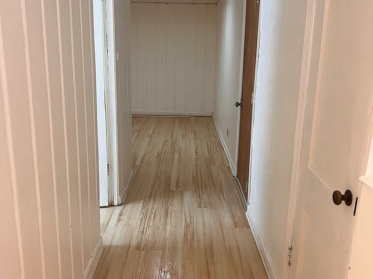 Hallway looking towards LR