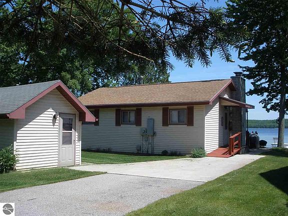 2nd image of 4437 Arborvitae Dr