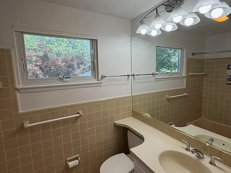 6534 Jay Miller Dr — Photo 13