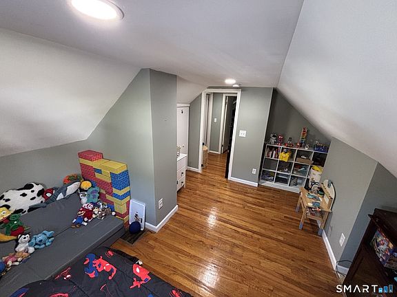 5th image of 59 Cooper Avenue
