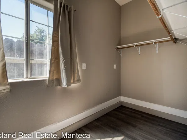 3009 W Lathrop Rd, Manteca, CA