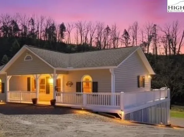 154 Beau Rivage Drive, Crumpler, NC 28617