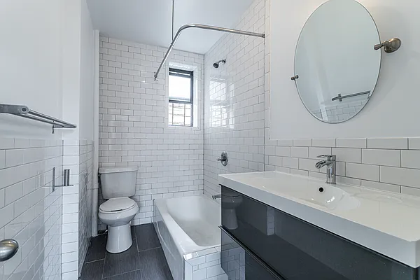 Rented by REAL New York | media 18