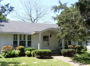 77 Chester Levee Rd, Jackson, TN 38301