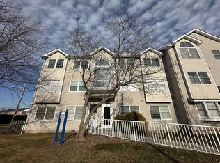 437 Edpas Rd, New Brunswick, NJ 08901