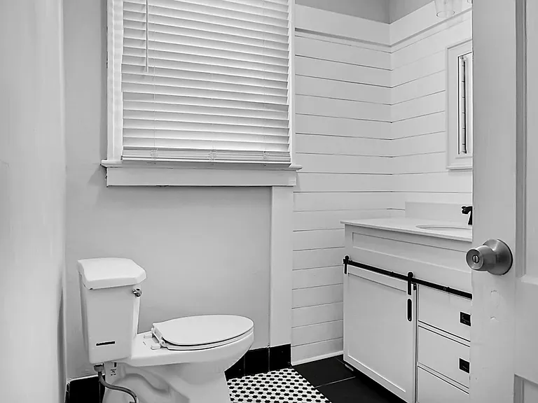 2135 Dorchester Rd — Photo 38