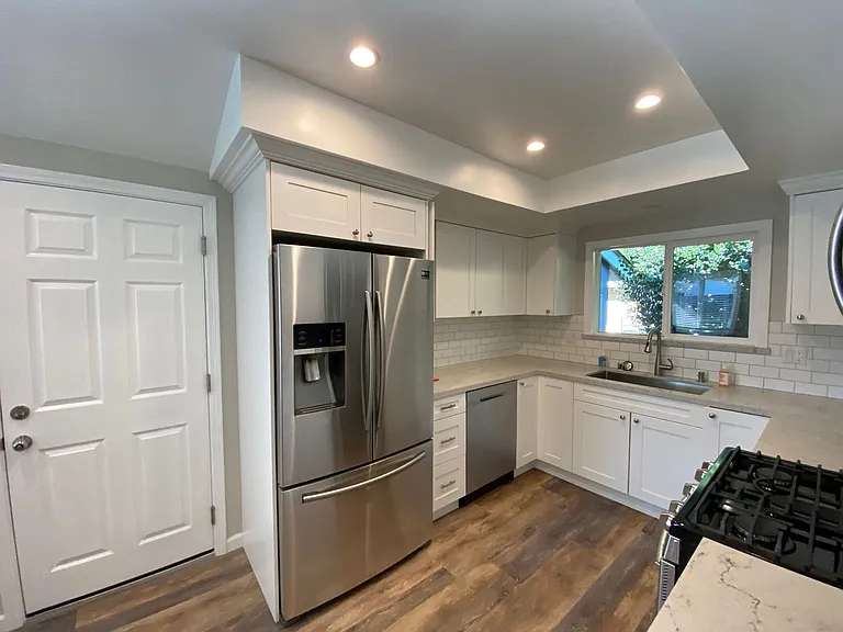5900 Cahill Ave — Photo 11