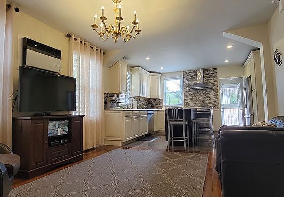 5th image of 6301 Wetherole St