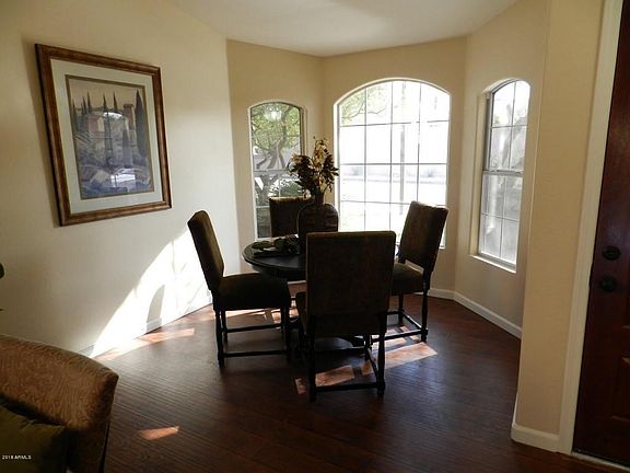 Formal eating area or quiet area