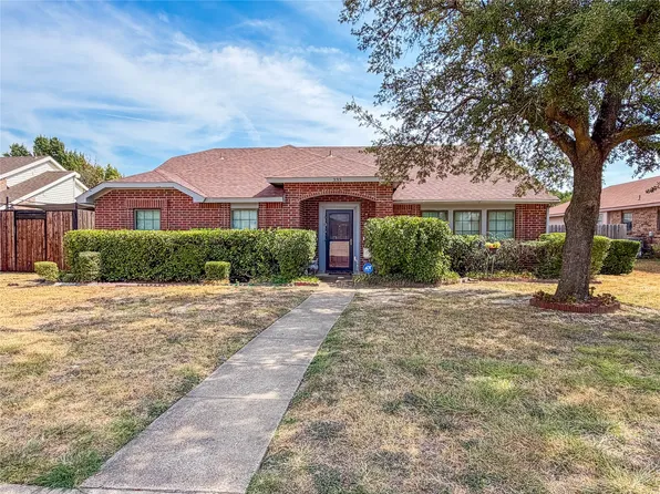 333 S Cannady Dr, Cedar Hill, TX 75104
