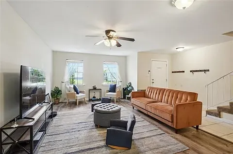 6220 Colbert St — Photo 5