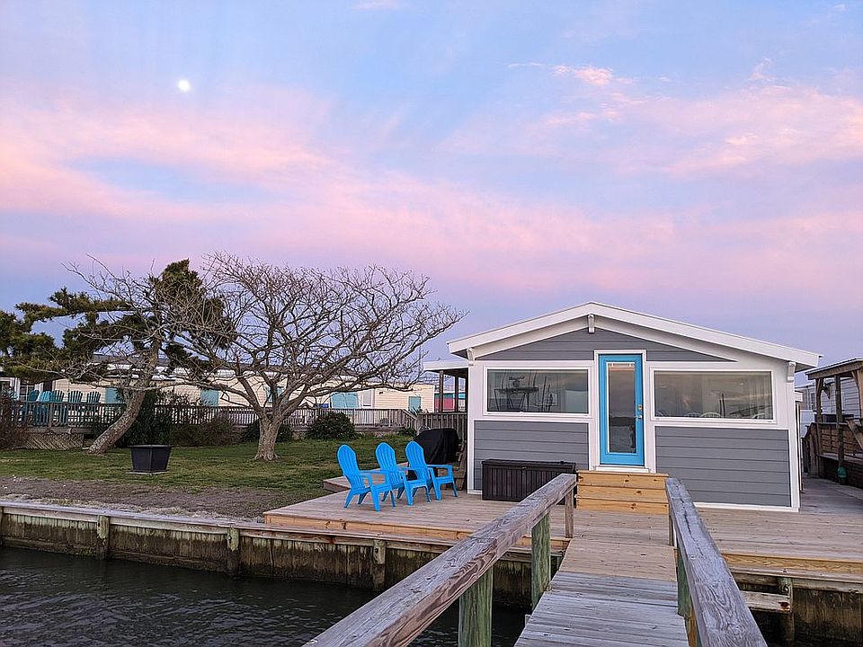 1st image of 514 N Shore Dr #1