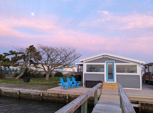 514 N Shore Dr #1, Atlantic Beach, NC 28512