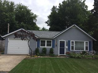 1220 Ridgeway Ave, Aurora, IL 60506