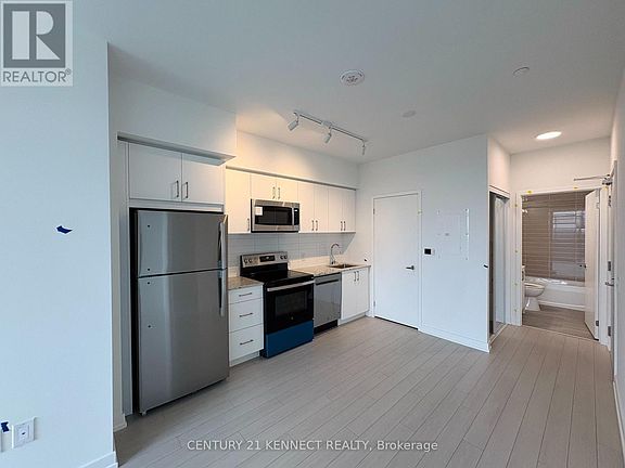3rd image of 4010 Eglinton Ave W #1820