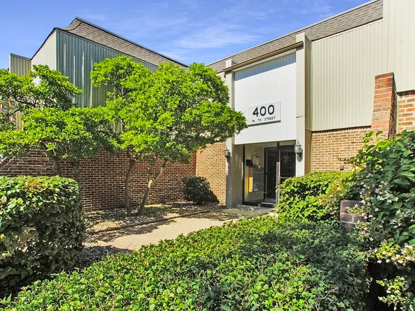 400 74th St APT 106, Downers Grove, IL 60516