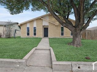 6013 Cedar Ln, Rowlett, TX 75089