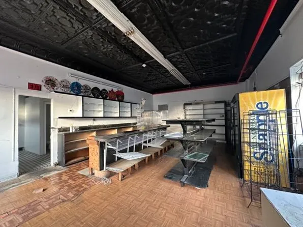 650 Kennedy Boulevard image 5 of 24