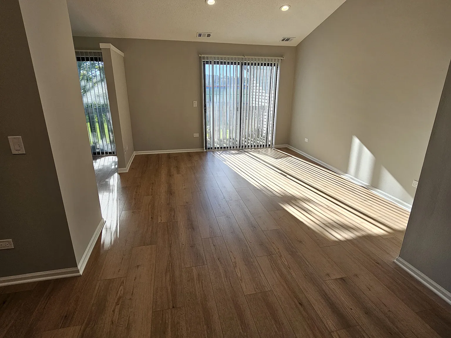 2 bed, $2,200 — Photo 4