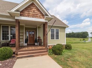 69 Gracie Ct, Evington, VA 24550