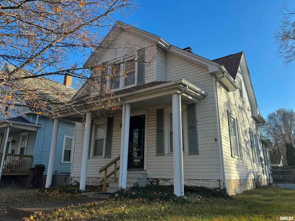 706 S South Grand Ave W, Springfield, IL 62703