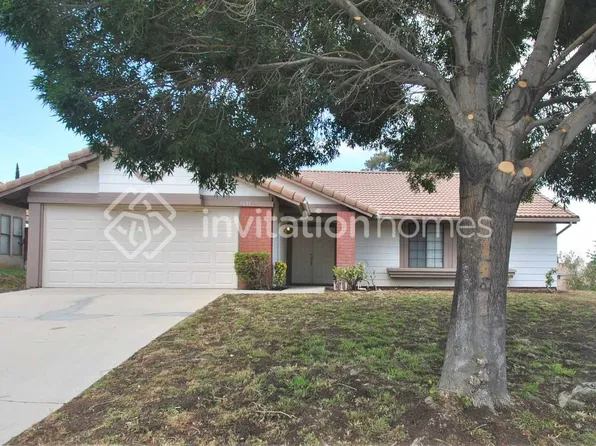 4601 Vitrina Ln, Palmdale, CA 93551