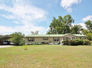 1312 Lanely Rd, Buffalo, TX 75831